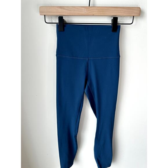 Lululemon Align Pant II 25" Size 0 Blue Nulu EUC - Picture 8 of 9
